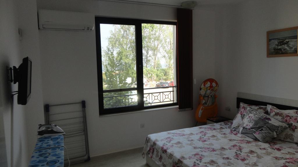 Apartment In Green Beach Resort Kavatsi Созопол Екстериор снимка